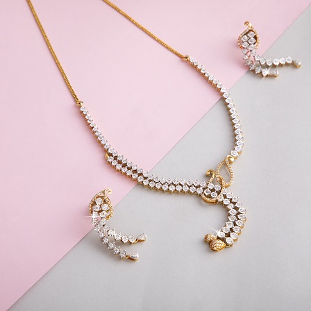 Modern designer certified diamond necklace set